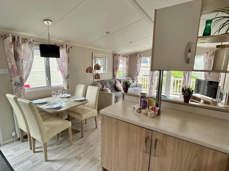 Isle Escape Hotell Rookley Eksteriør bilde