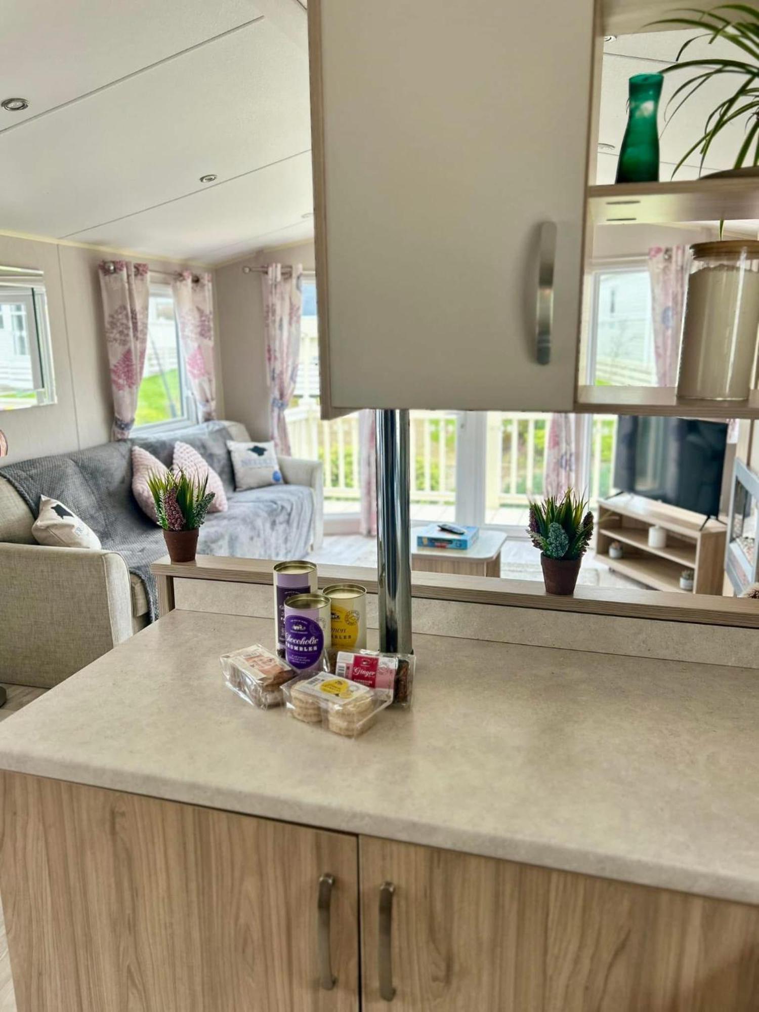 Isle Escape Hotell Rookley Eksteriør bilde